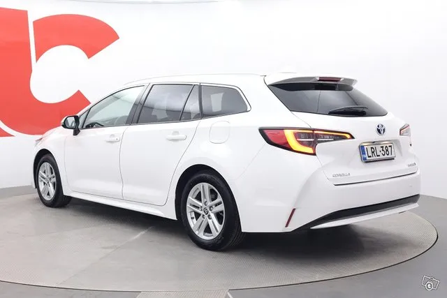 Toyota Corolla Touring Sports 1,8 Hybrid Prestige Edition -  Image 3