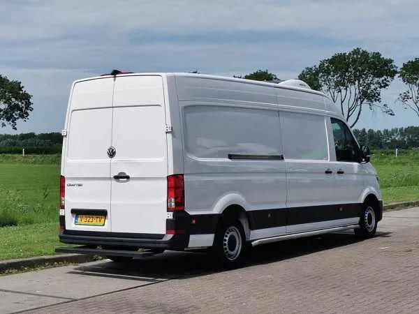 Volkswagen Crafter 35 2.0 TDI Image 3